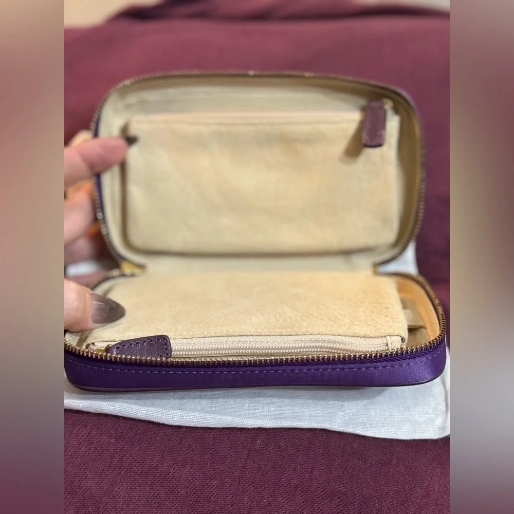 Coach 603336 Satin Jewelry Travel Case Purple EUC